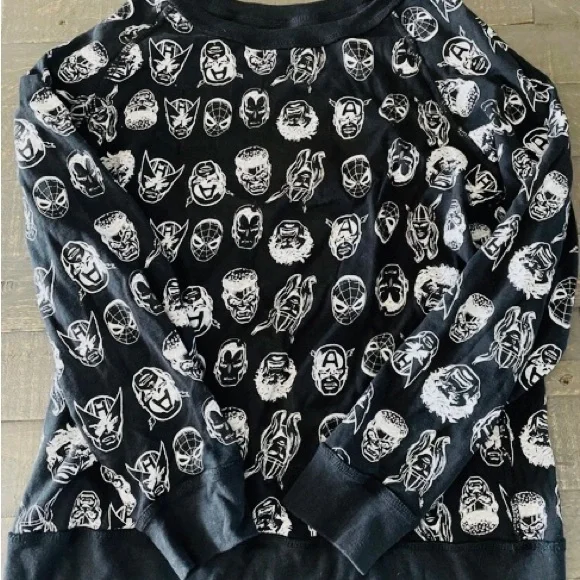 Marvel Retro Avengers Crewneck Reversible Sweatshirt EUC Size Small - Picture 2 of 4